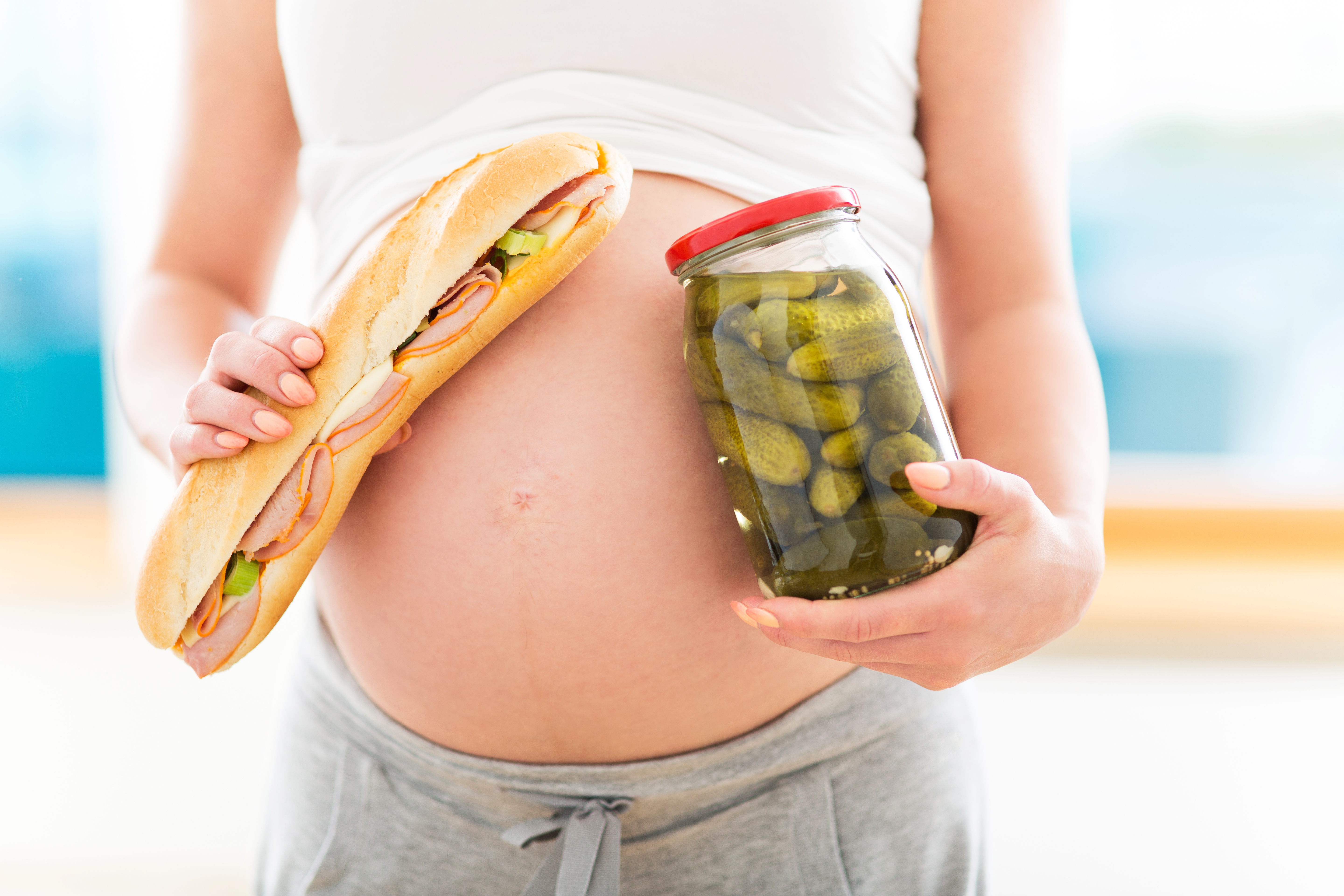 Почему у беременной после еды