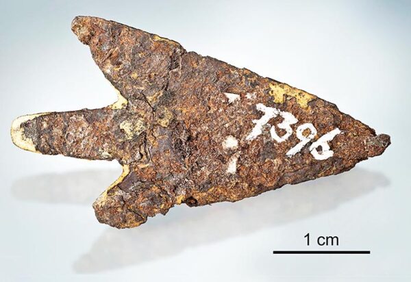 Из осколка Каалиярва? Ученые установили, что 3000-летний наконечник для стрелы сделан из метеоритного железа