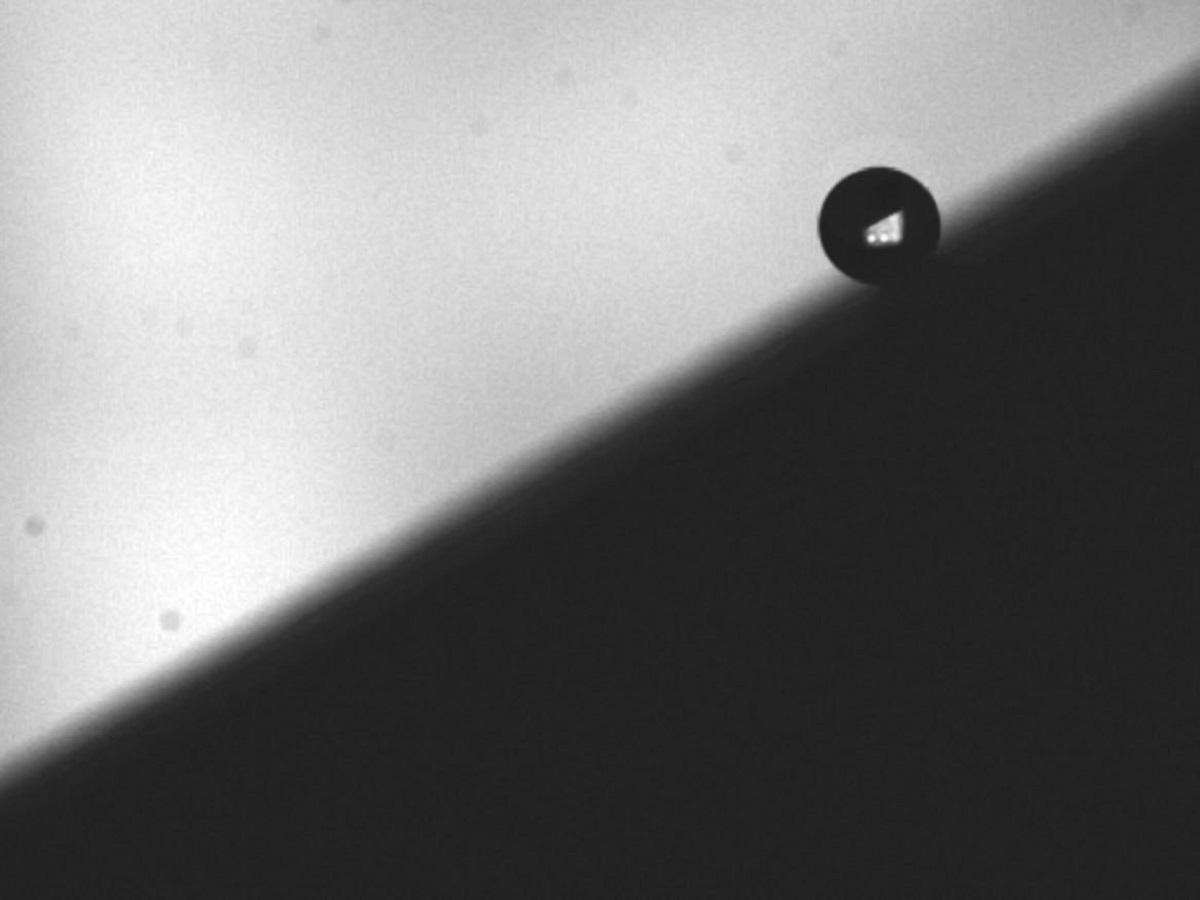 Супергидрофобные свойства. Создана физико-математическая модель для борьбы с обледенением самолетов