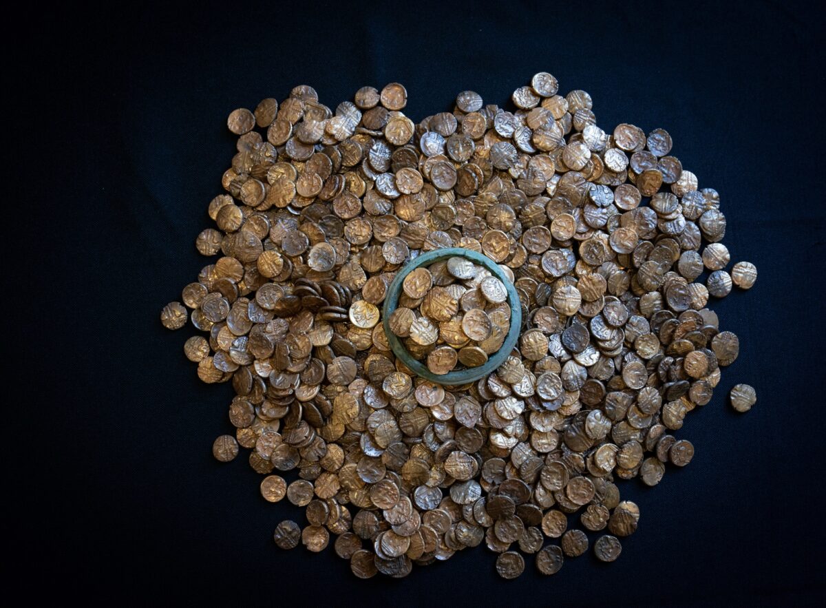 Археологи потрясены. Золото эпохи Цезаря найдено в Британии.