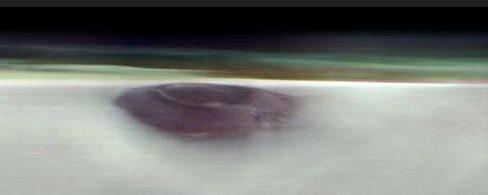 Впечатляющий снимок с Марса. Вулкан, возвышающийся над утренними облаками, запечатлел аппарат NASA