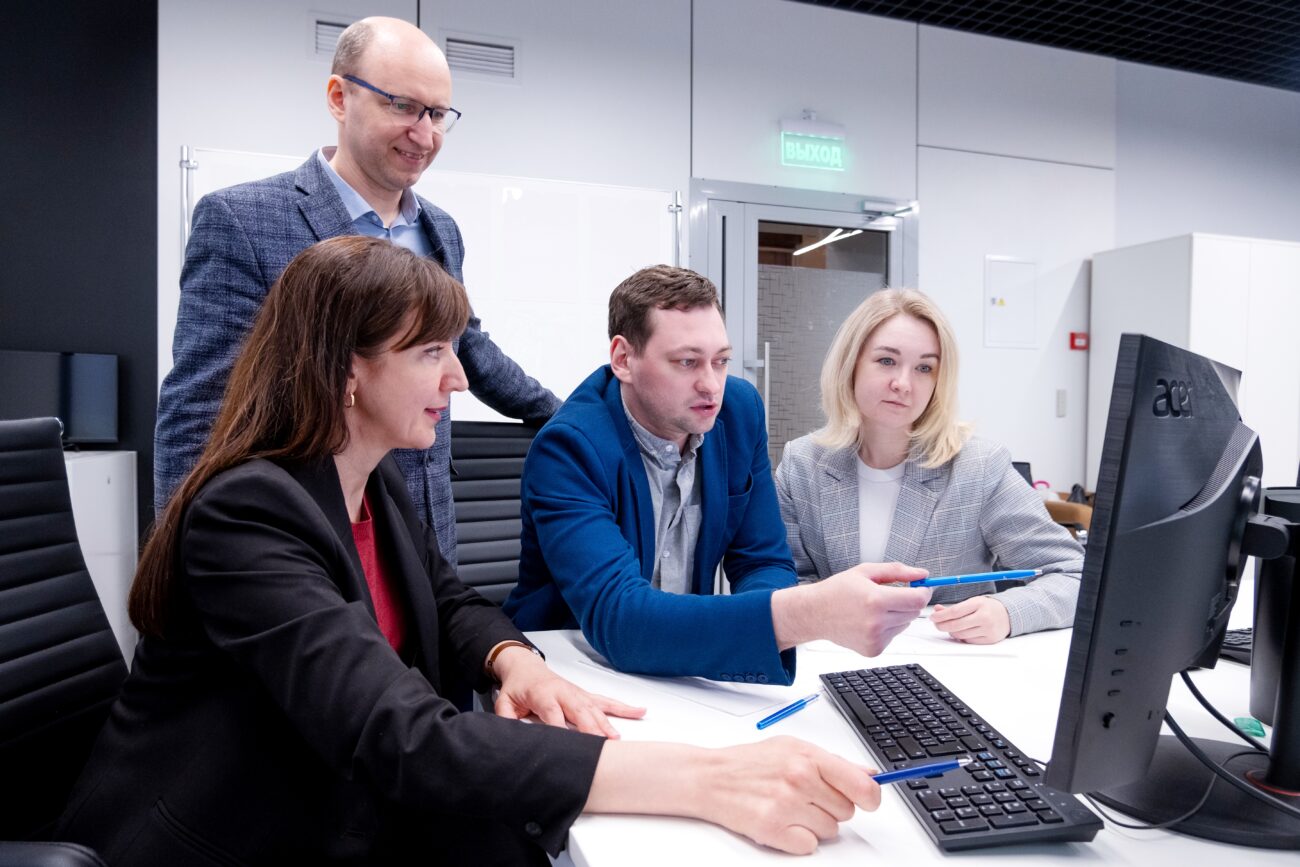 Новый подход к контролю судоходства через спутники. Ученые разработали метод оценки выбросов в Арктике