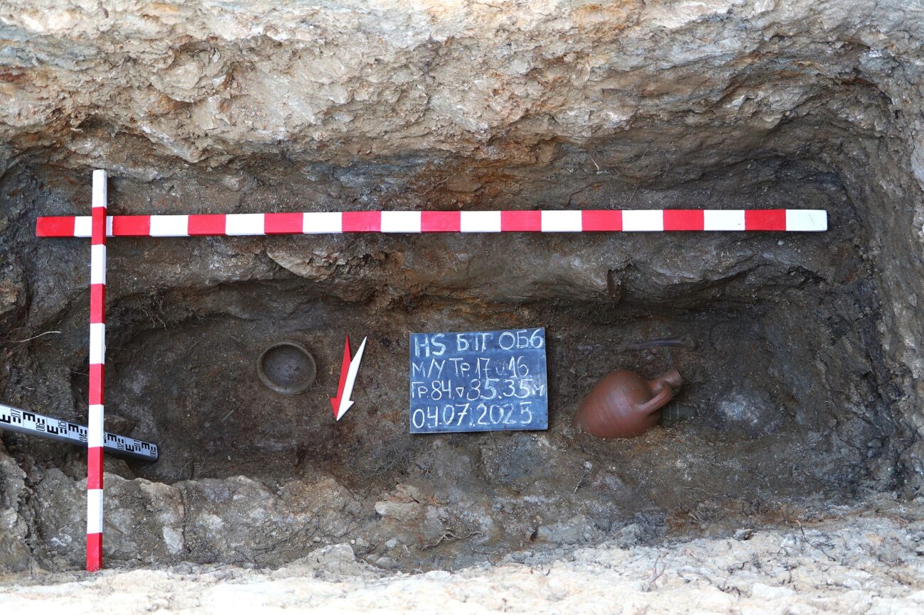 Изысканные погребальные принадлежности. В древнем римском поселении найден впечатляющий мраморный портрет