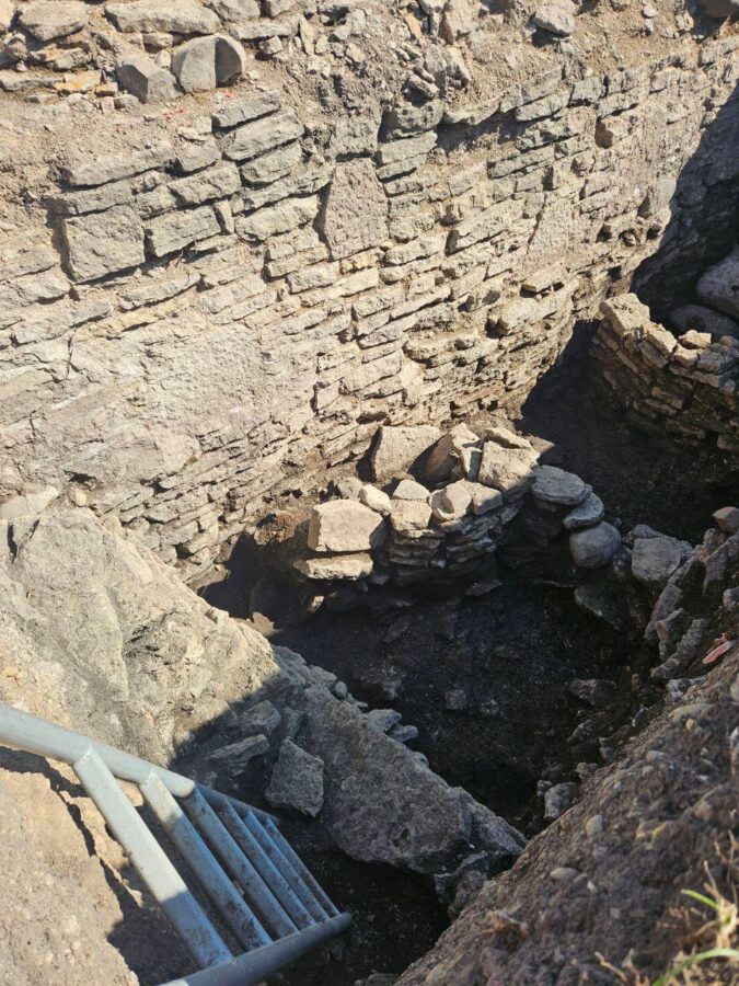 Археологи совершили сенсационное открытие. Обнаружена каменная цитадель князя Олега