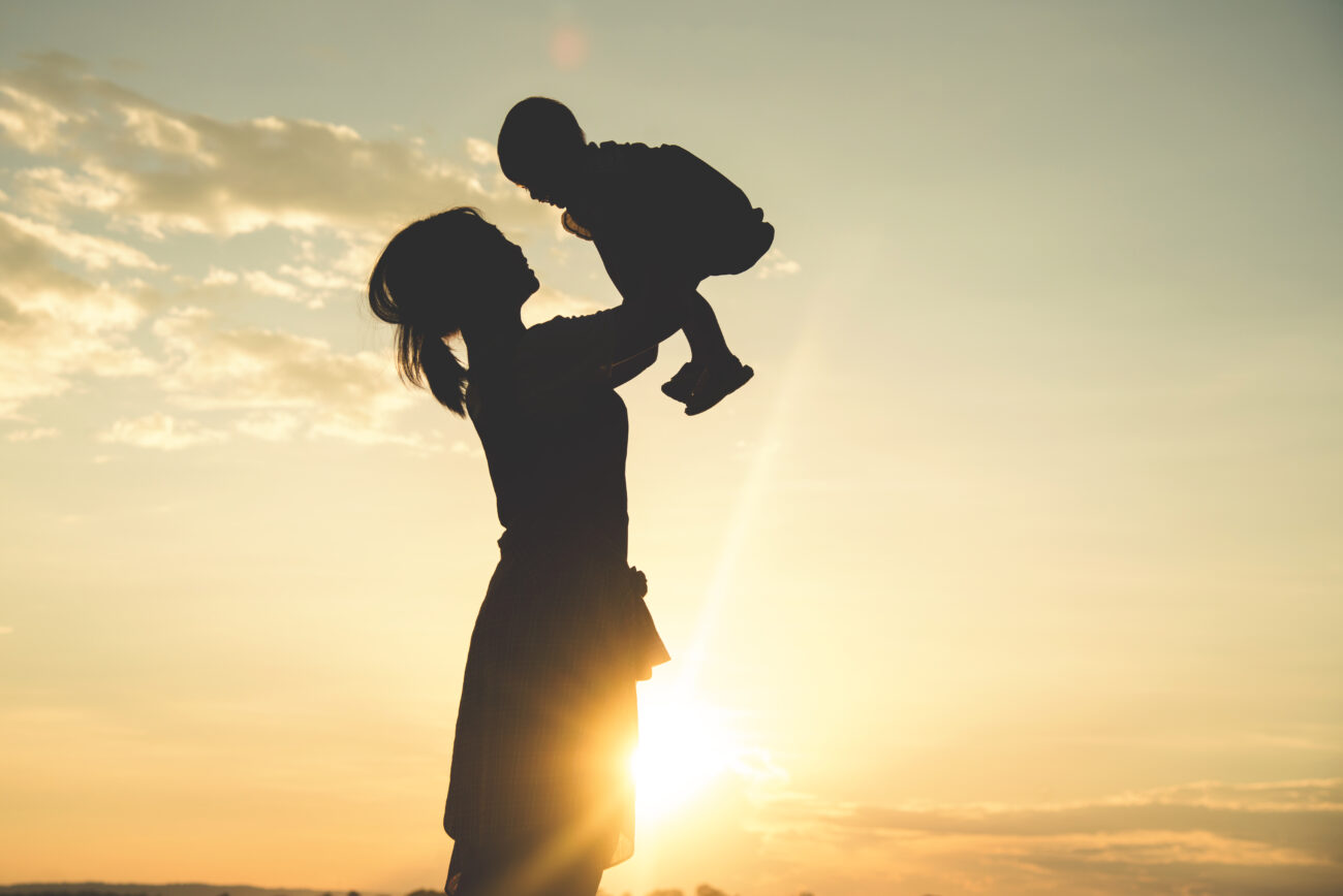 Конец семейной модели. Карьера и кризисы вытесняют материнство