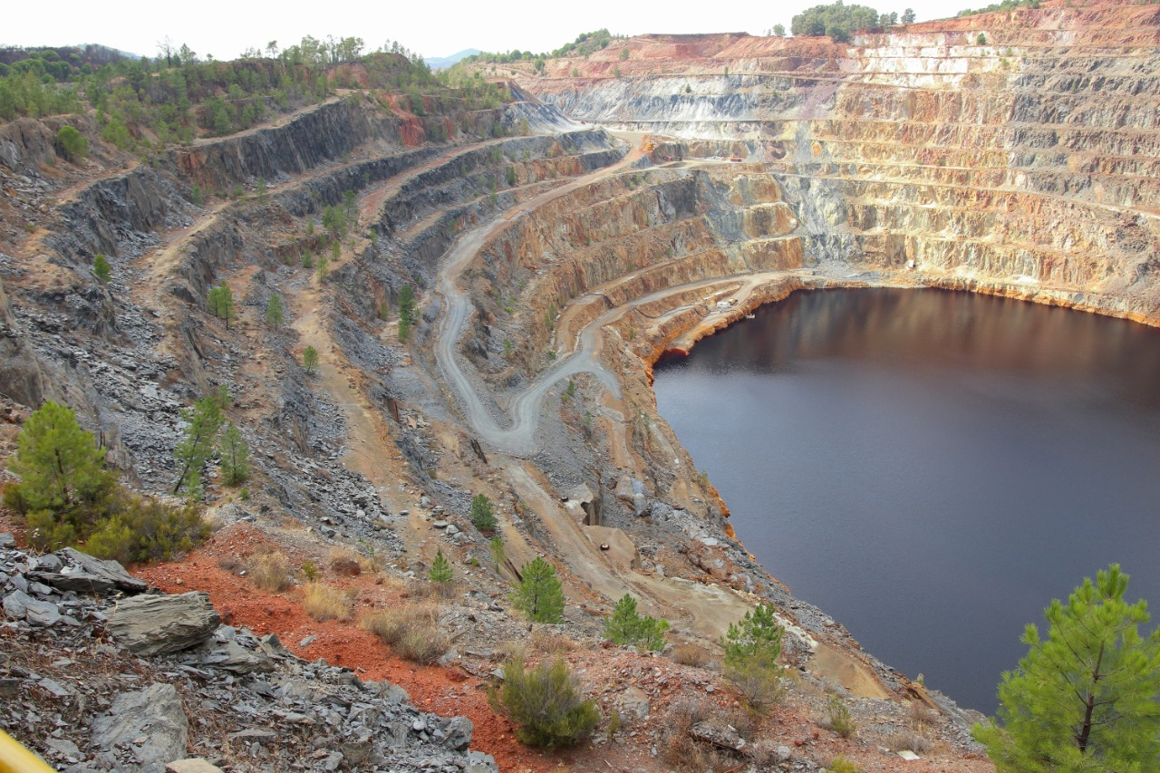 Для ракетных двигателей и сельского хозяйства. Найден способ превратить опасные отходы в полезные продукты