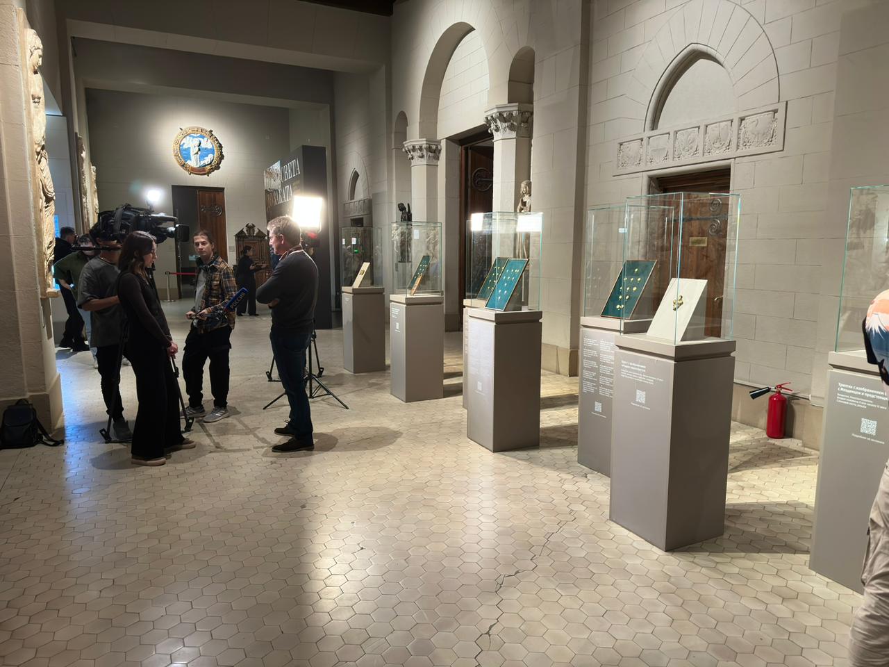 Солидная коллекция: византийское золото в Пушкинском