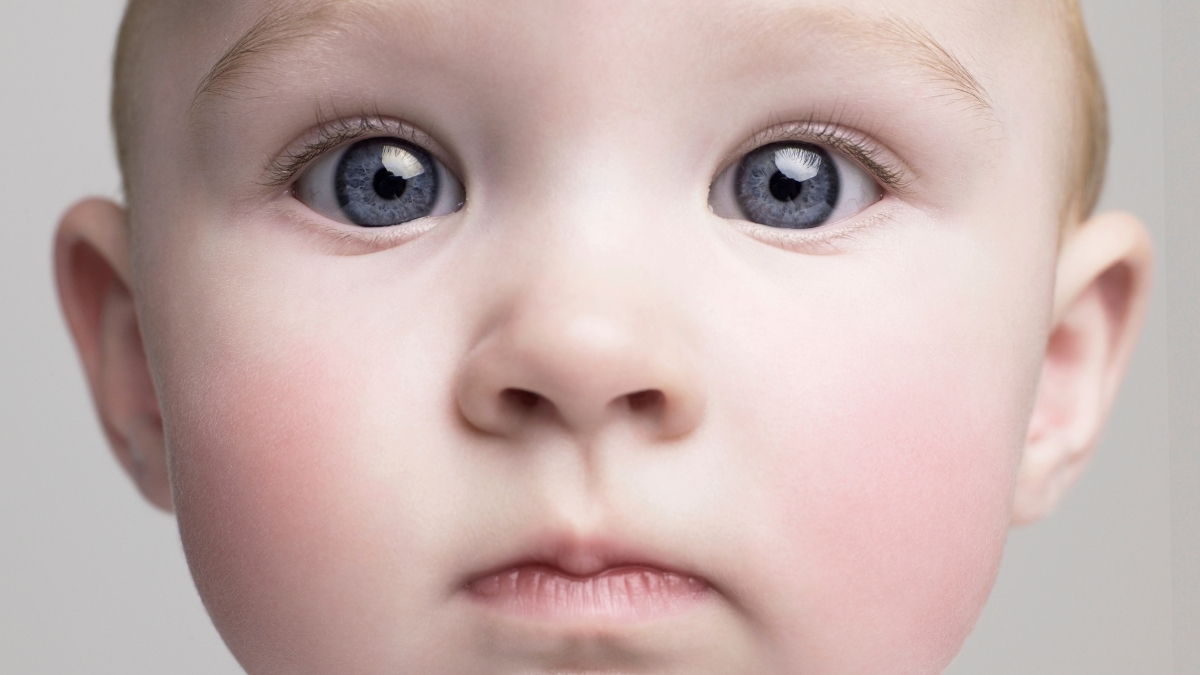 Не только старость. Риск деменции нашли в детстве и даже до рождения