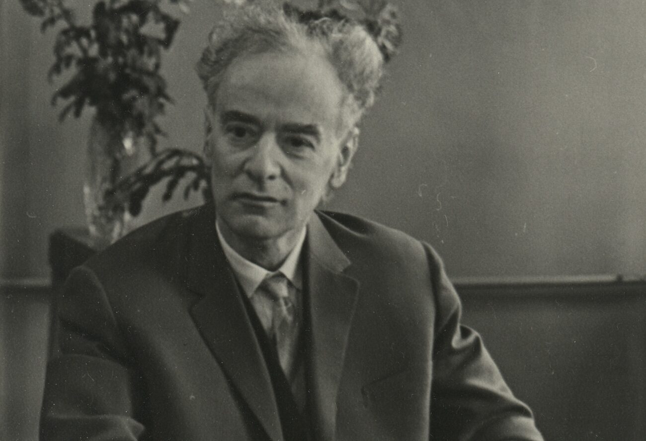 Научное сообщество отмечает 118-летие Льва Ландау