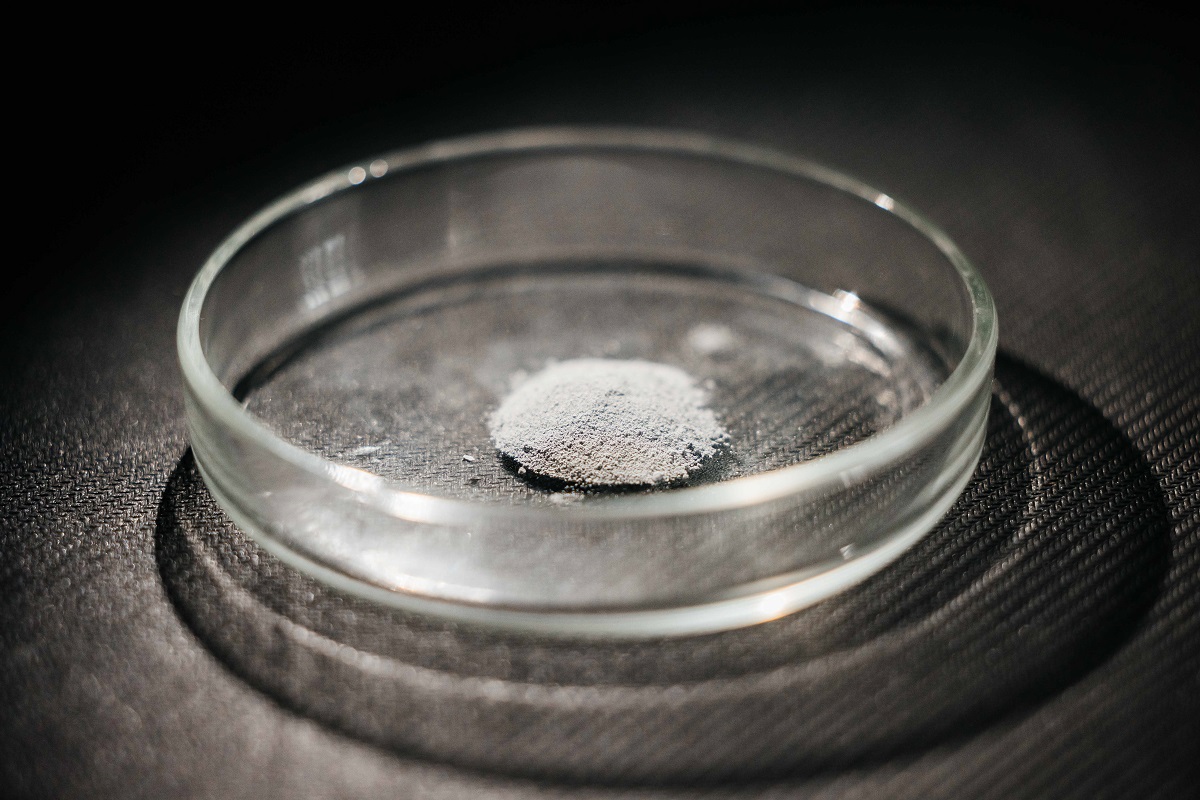 В 3 раза дешевле аналогов. Катализатор физиков ТПУ снизил температуру выделения водорода в 4,5 раза