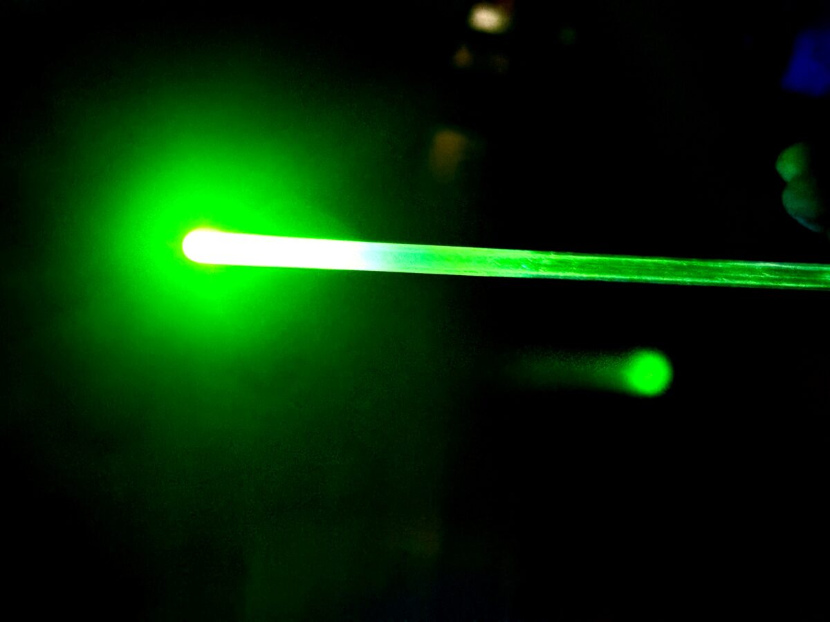 Гибридный метод. Искусственный интеллект и новый люминесцентный материал в 7 раз повысили точность измерения температуры по свечению вещества