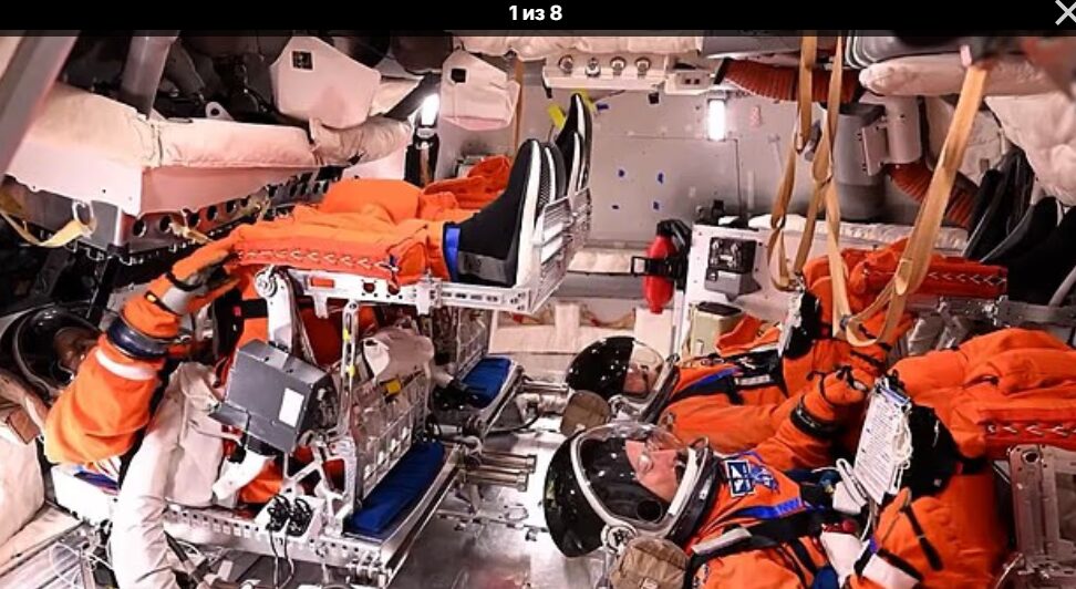 Испытание теснотой. НАСА показало, в каких  условиях будут жить астронавты в ходе миссии Artemis II к Луне