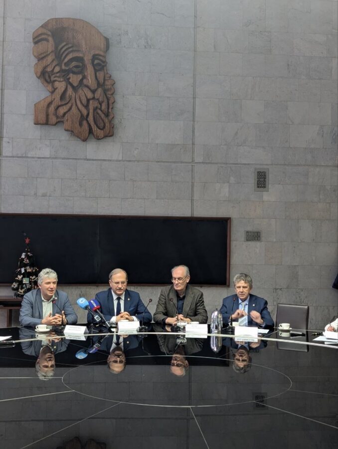 Точный расчет. Теоретики ИЯФ СО РАН разработали алгоритм для экспериментаторов всего мира