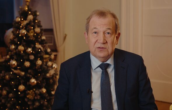 Президент РАН Геннадий Красников поздравил исследователей с Новым годом