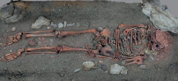 «Принц» эпохи неолита. Исследователи узнали причину страшной гибели подростка каменного века