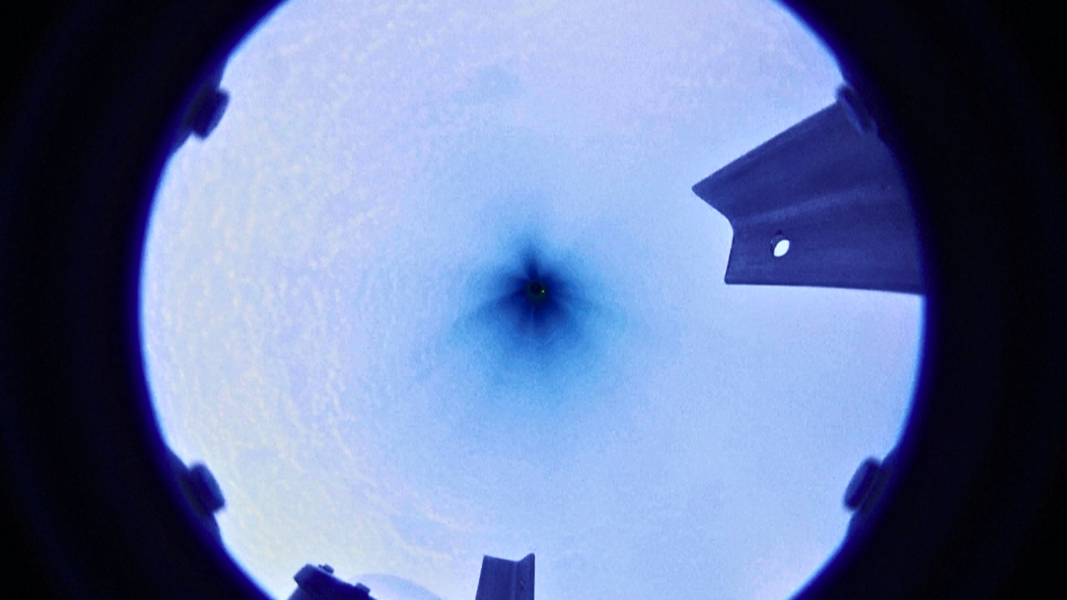 Рекордное бурение под антарктическим льдом принесло большой сюрприз