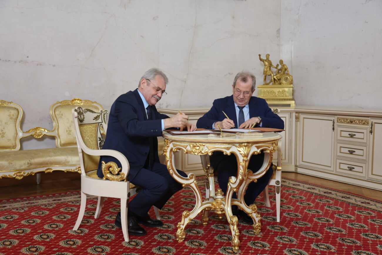 «Создать эффективную систему поддержки научных идей». РАН и РНФ заключили соглашение о сотрудничестве