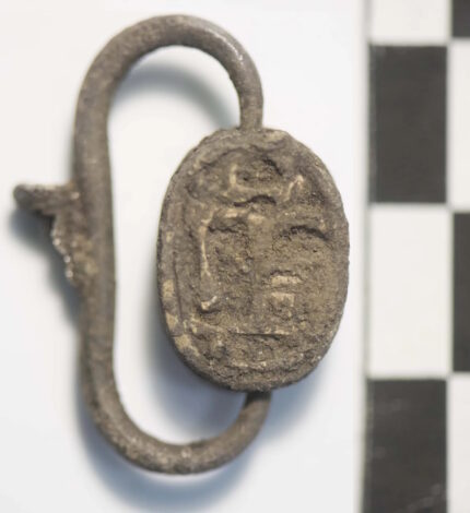 Скарабей из Руинас. Найденный артефакт — свидетельство глубоких контактов между культурами