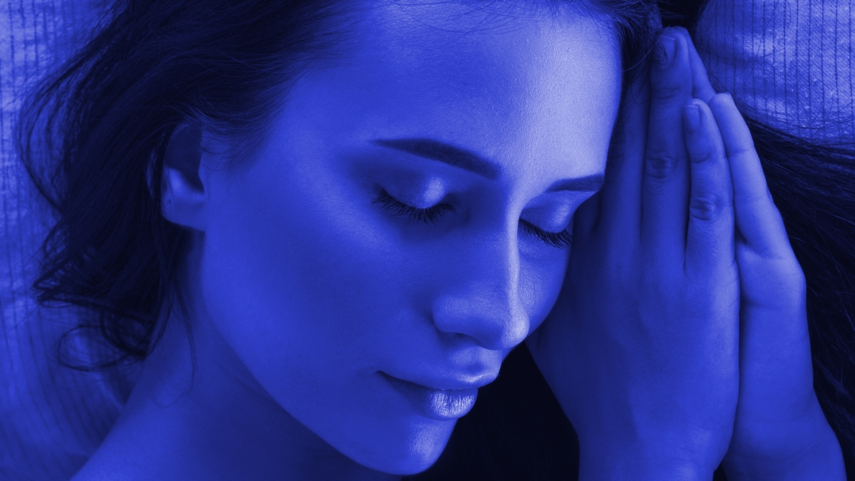 Просыпаетесь в 3 ночи? Раньше так спали почти все. Ночь делили на две части — и это было нормально