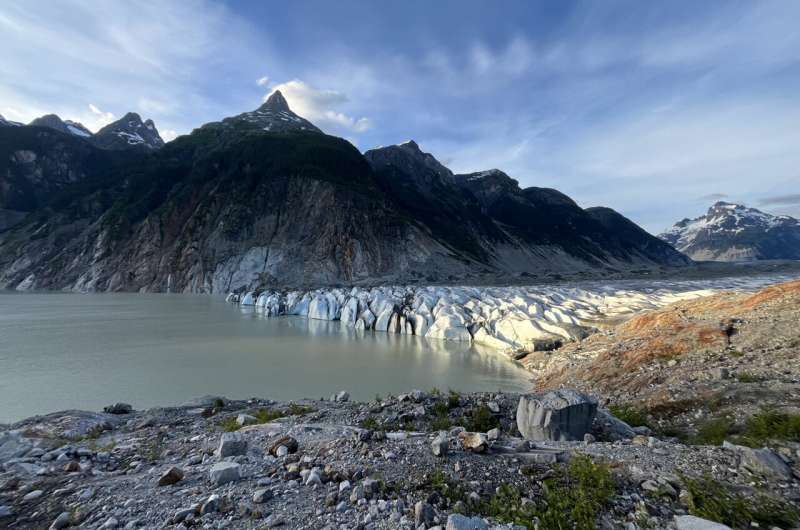 Аляска: как тающие ледники создают новые озера-гиганты — результаты нового исследования