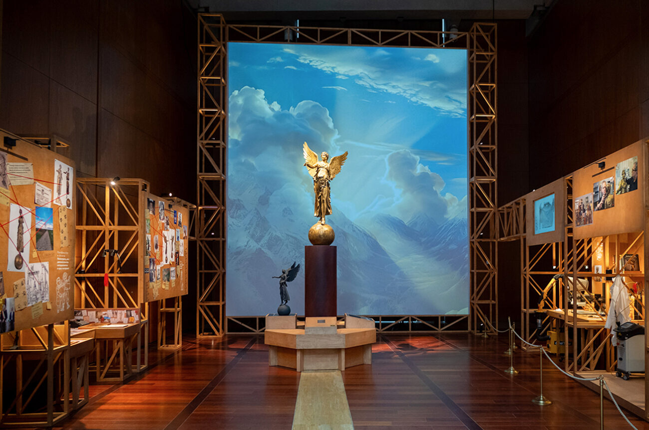 Тайны крылатой статуи