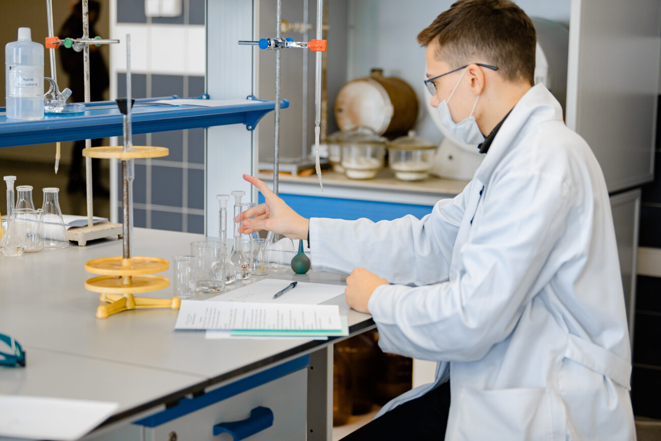 Как превратить ядерный яд в неразрушимый камень: прорыв российских ученых в утилизации отходов АЭС