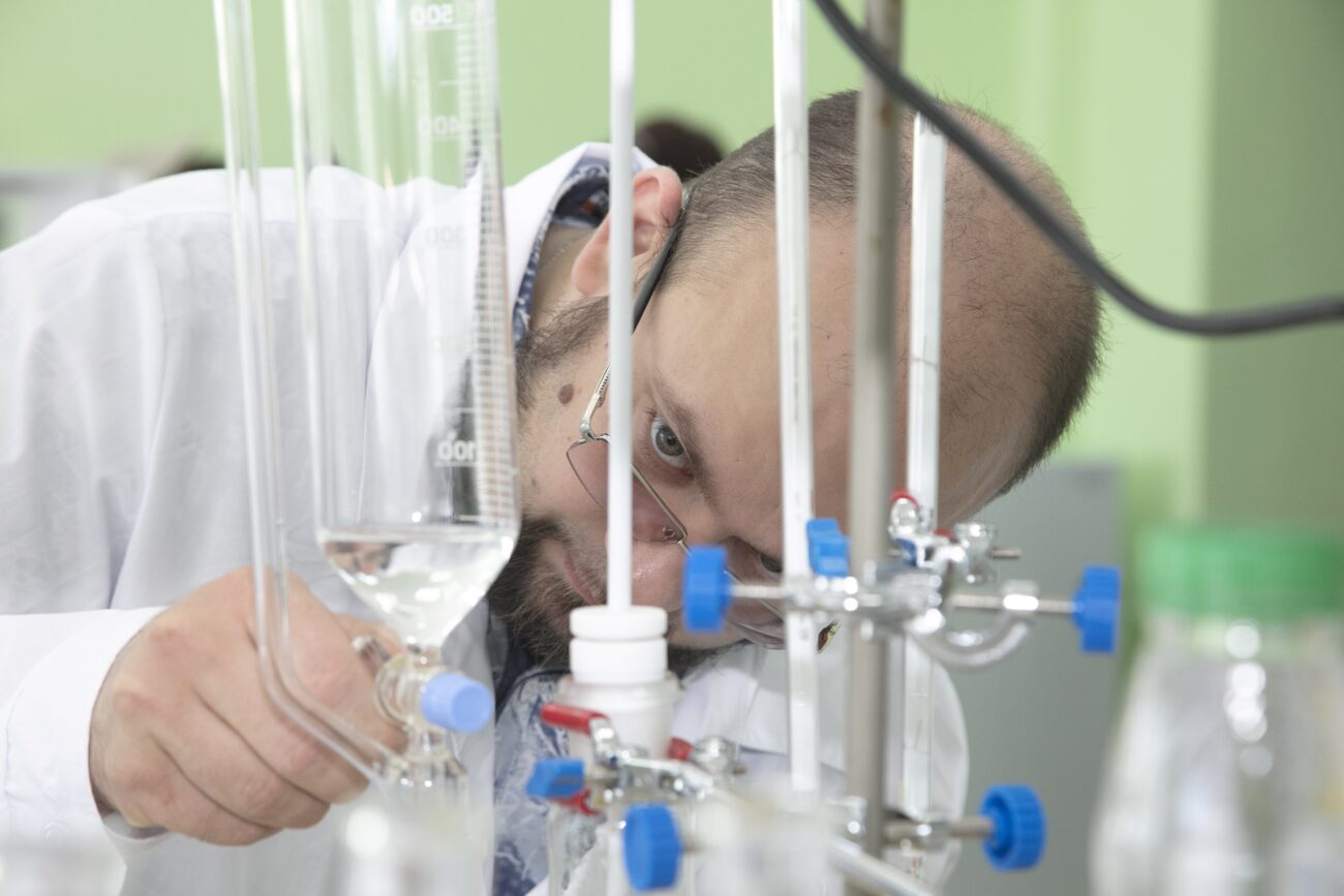 5 трлн рублей в год на ветер: как два патента ученых остановят коррозию в России и дадут фармацевтике новое сырье