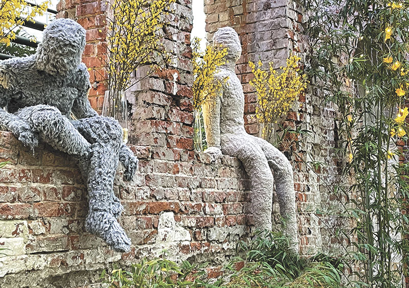 В брезент не одеться