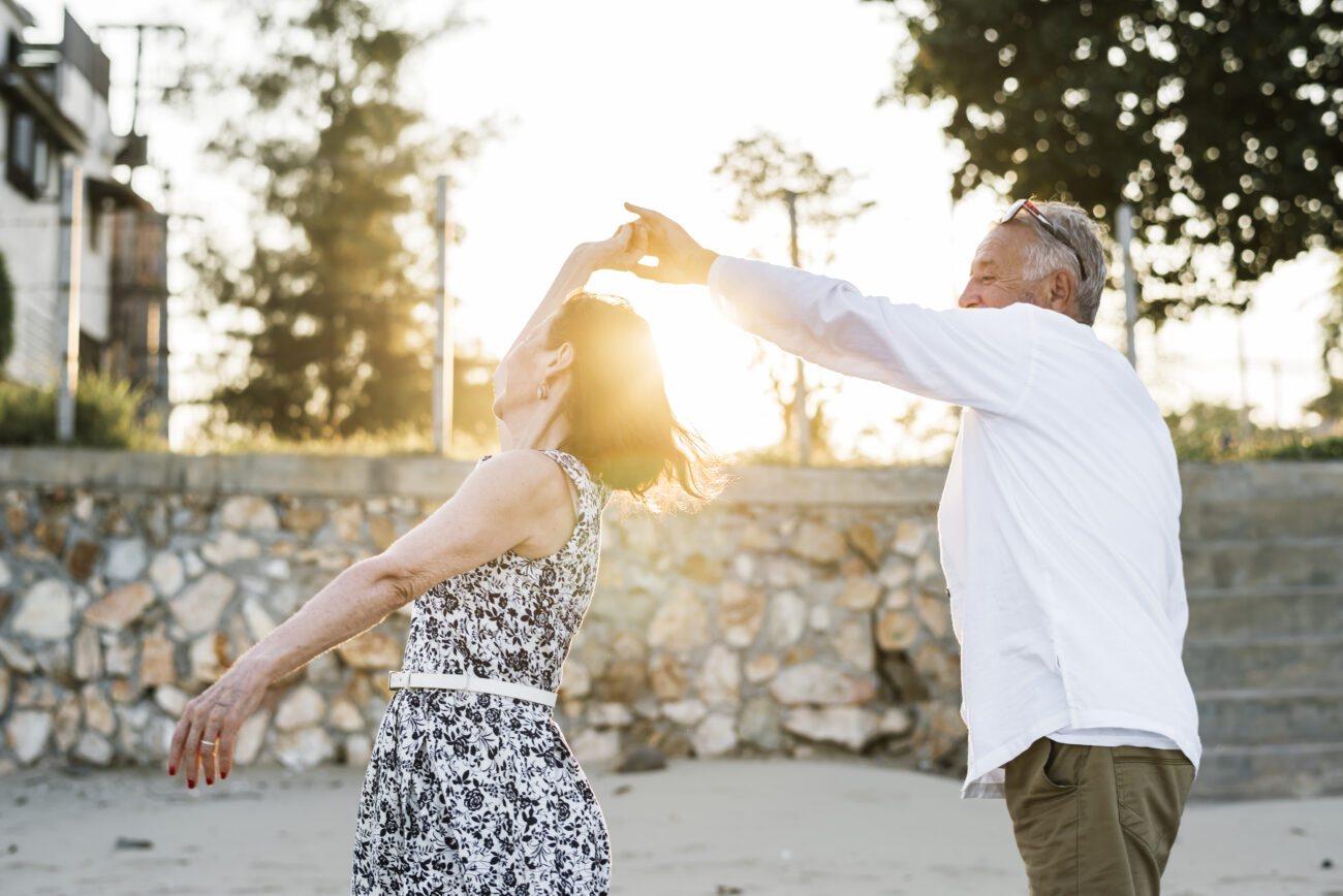 Ритм, который укрепляет сердце и память. Эксперт рассказала, почему танцы лучше гимнастики