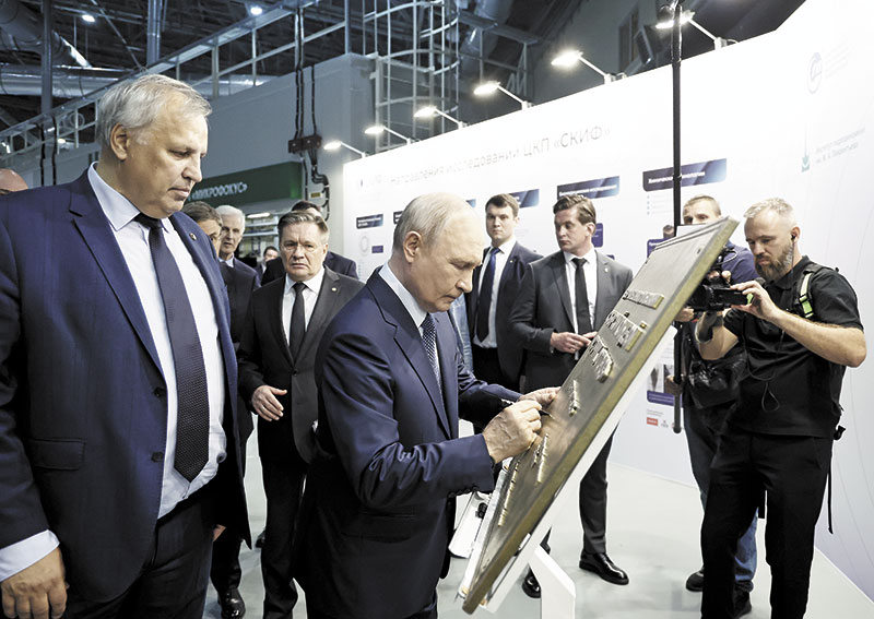 Приоткроет невидимое. В Сибири запущен уникальный источник фотонов