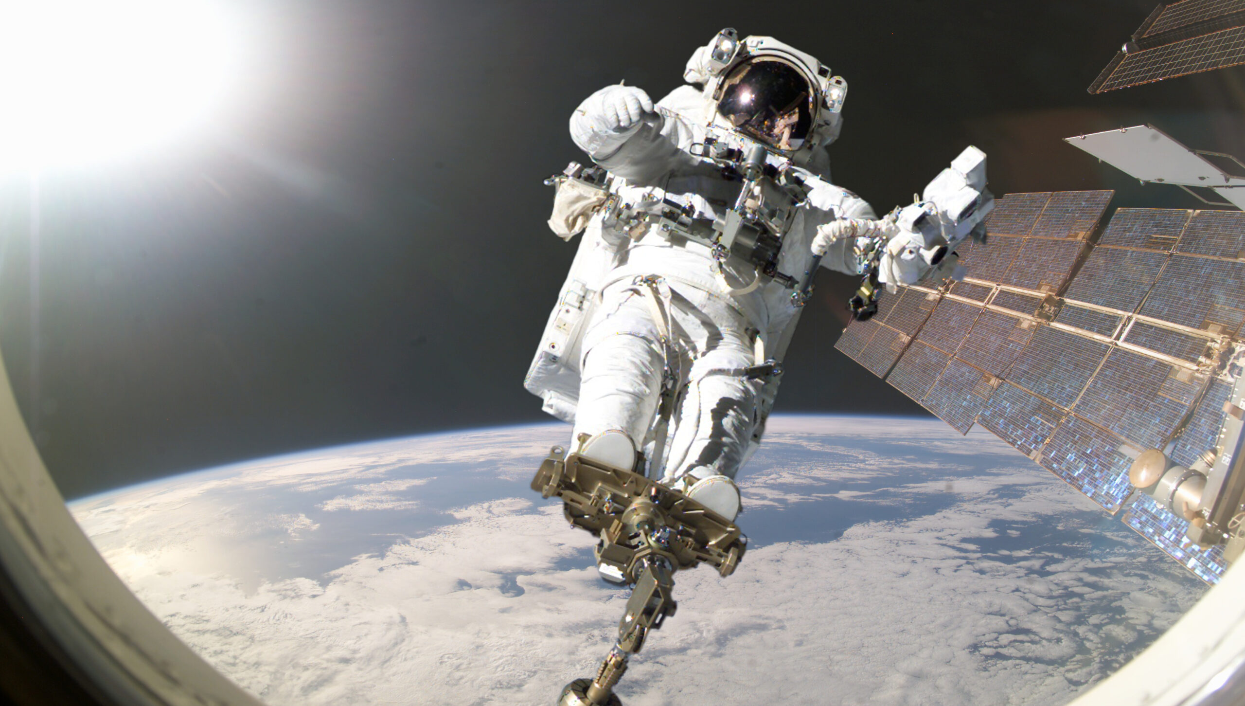 Космос не прощает. Ученые NASA нашли связь между полетами более 90 дней и хрупкостью костей